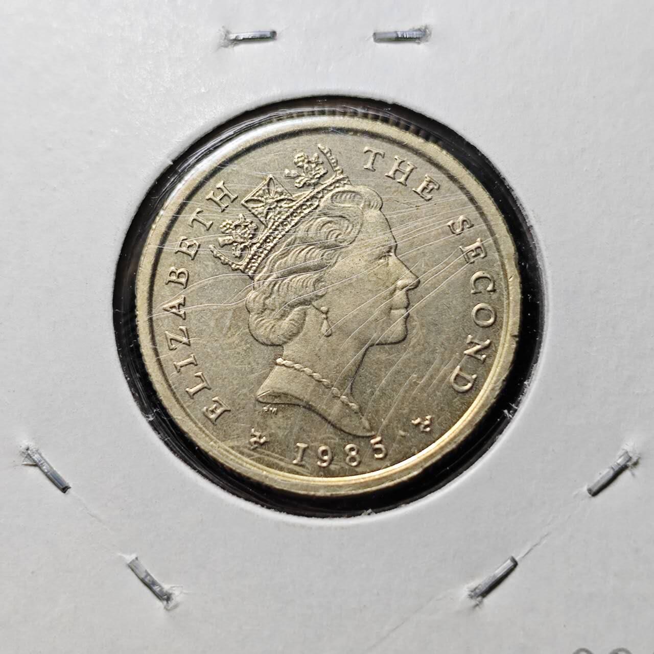 KK钱币收藏小铺  第400期  百期特拍（四拍之四）2月预留时间 周末发货  1985马恩岛1镑