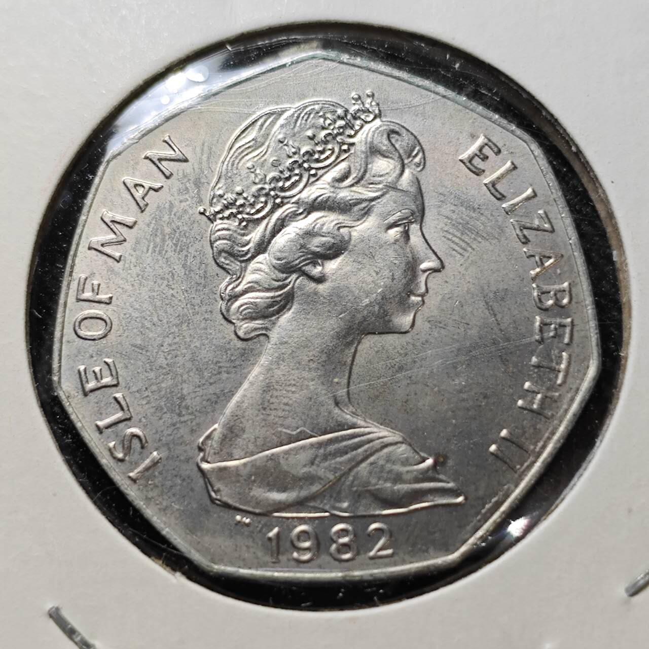 KK钱币收藏小铺  第400期  百期特拍（四拍之四）2月预留时间 周末发货  1982马恩岛50便士纪念币 圣诞节系列