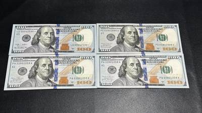 《外钞收藏家》第六百零二期（精品场）（本平台长期征集拍品、欢迎藏友们联系合作） - 美国彩版2009年100美元补号万位号+2017年100美元 2张无47连号 1张豹子号888 四张一起 全新 但有2张有潮斑 1张角轻微潮