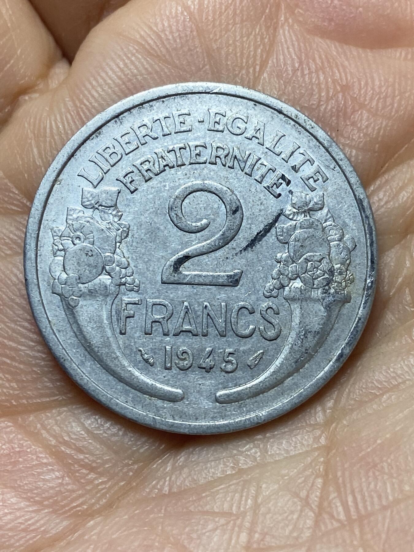 2026年第六场(总第一百七十五场）外国好品散币场(免佣金) 法兰西第四共和国1945年2法郎