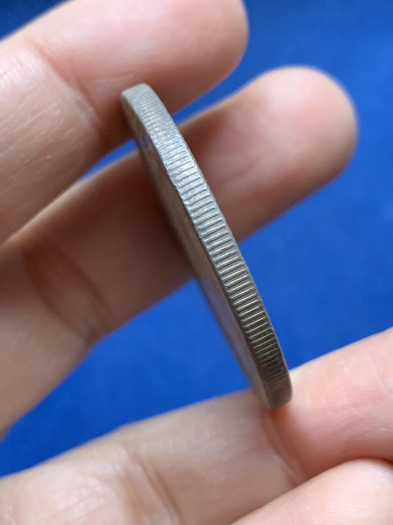 《竞宝斋》第456场 周日，周一，周二   3场连拍 （全场包邮）欢迎送拍 美国 1888年1美元摩根银币 背面转光 发财年份