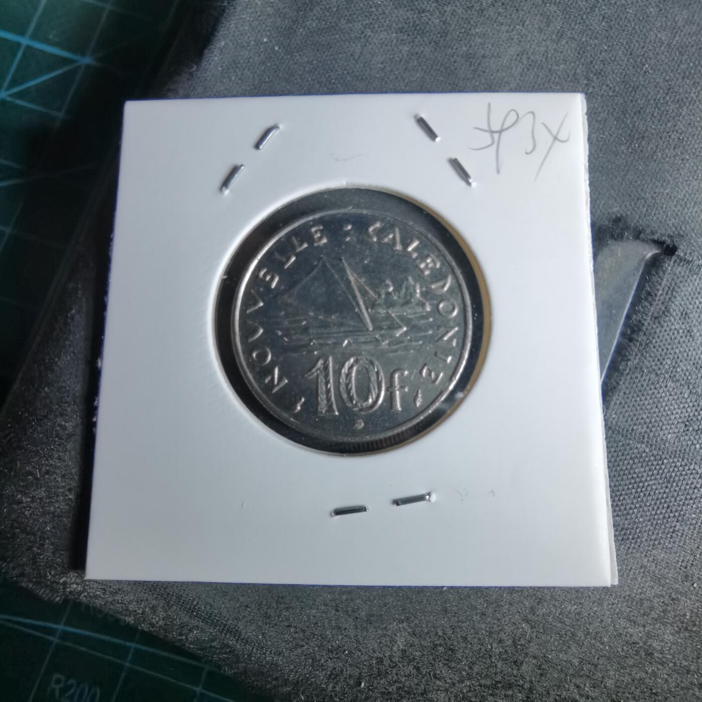 沼泽如烟--第959场 本期开始不支持出价小数点，感谢理解 法属新喀里多尼亚1990年10法郎