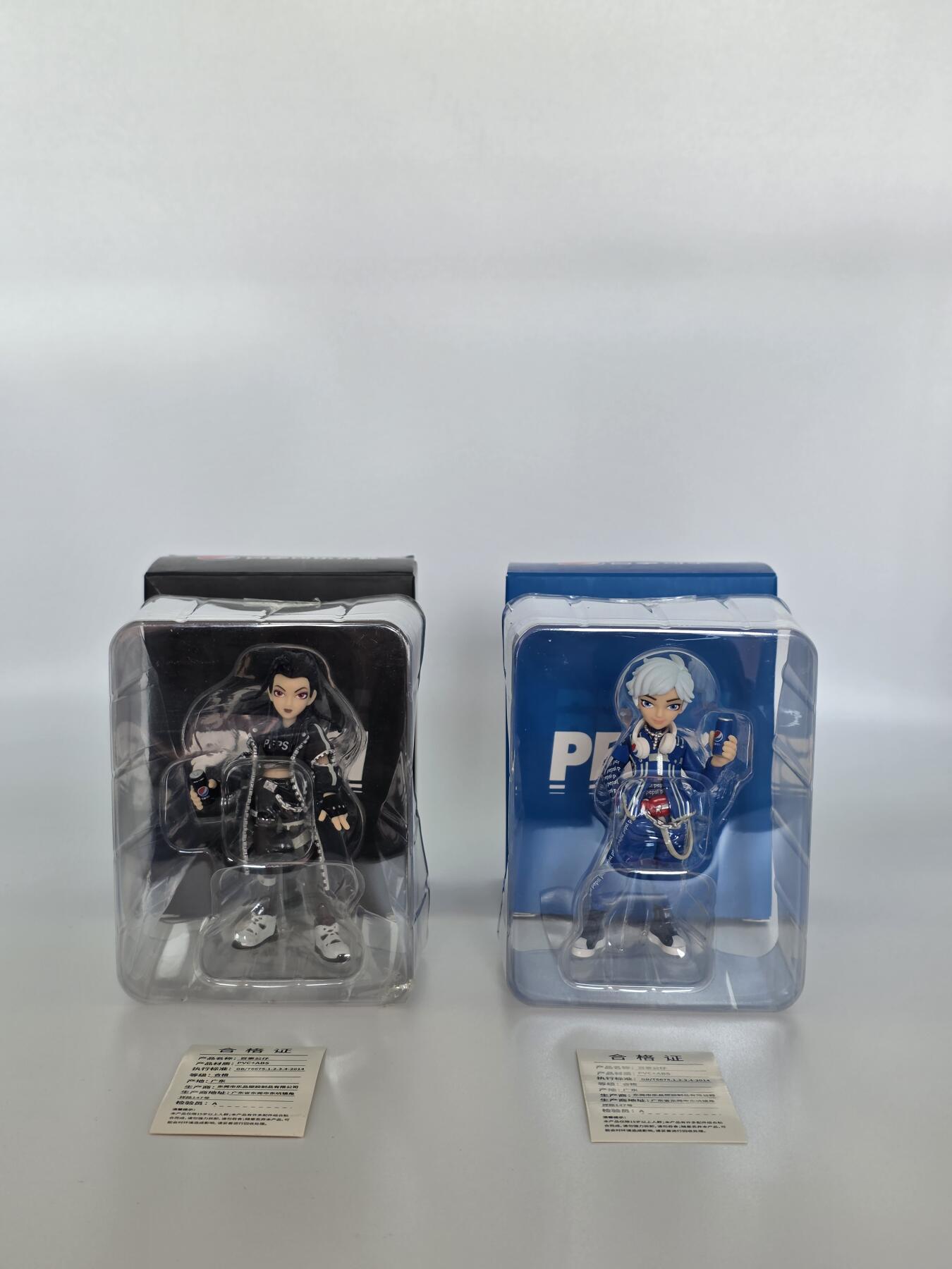 百事可乐联名手办-经典蓝与酷黑的潮流碰撞