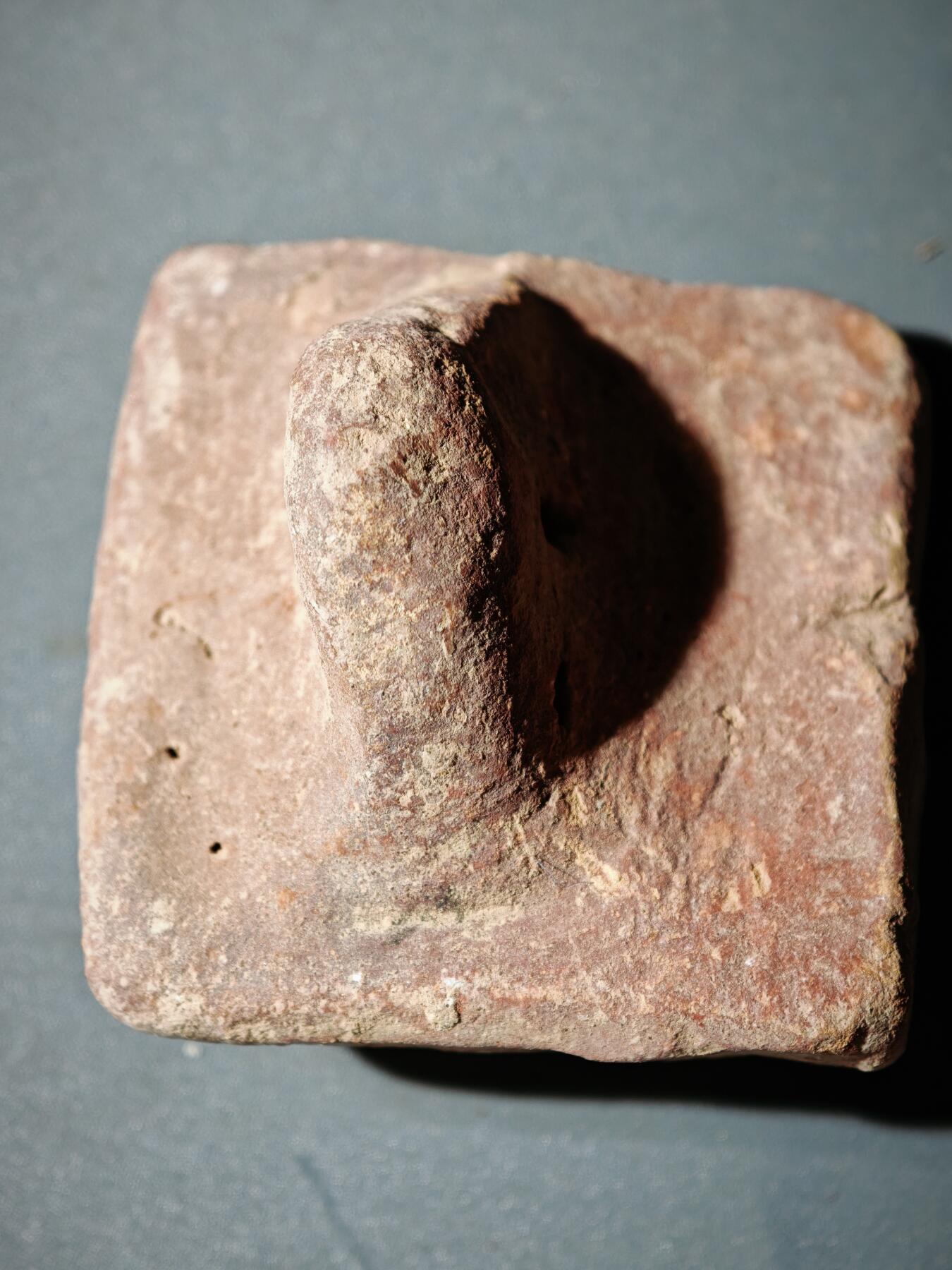 106期回流戒指饰品杂件纪念章丝路钱币专场 陶器