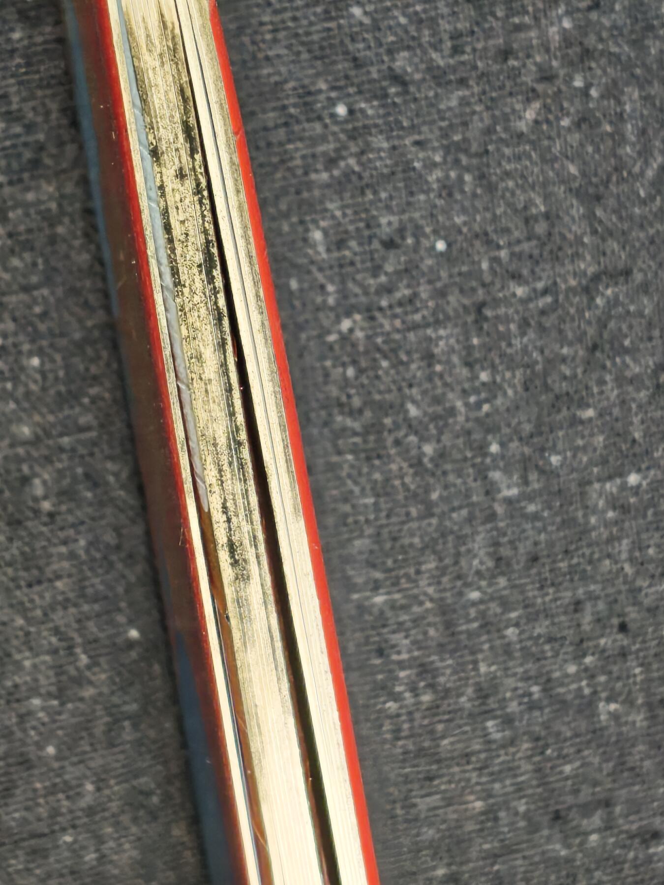 刘世昌艺术品销售中心～虎踞龙蟠*金杨在线联拍群第515期 2017年贺岁银质纪念币“福3”1枚，原册证。注：册子有污斑。