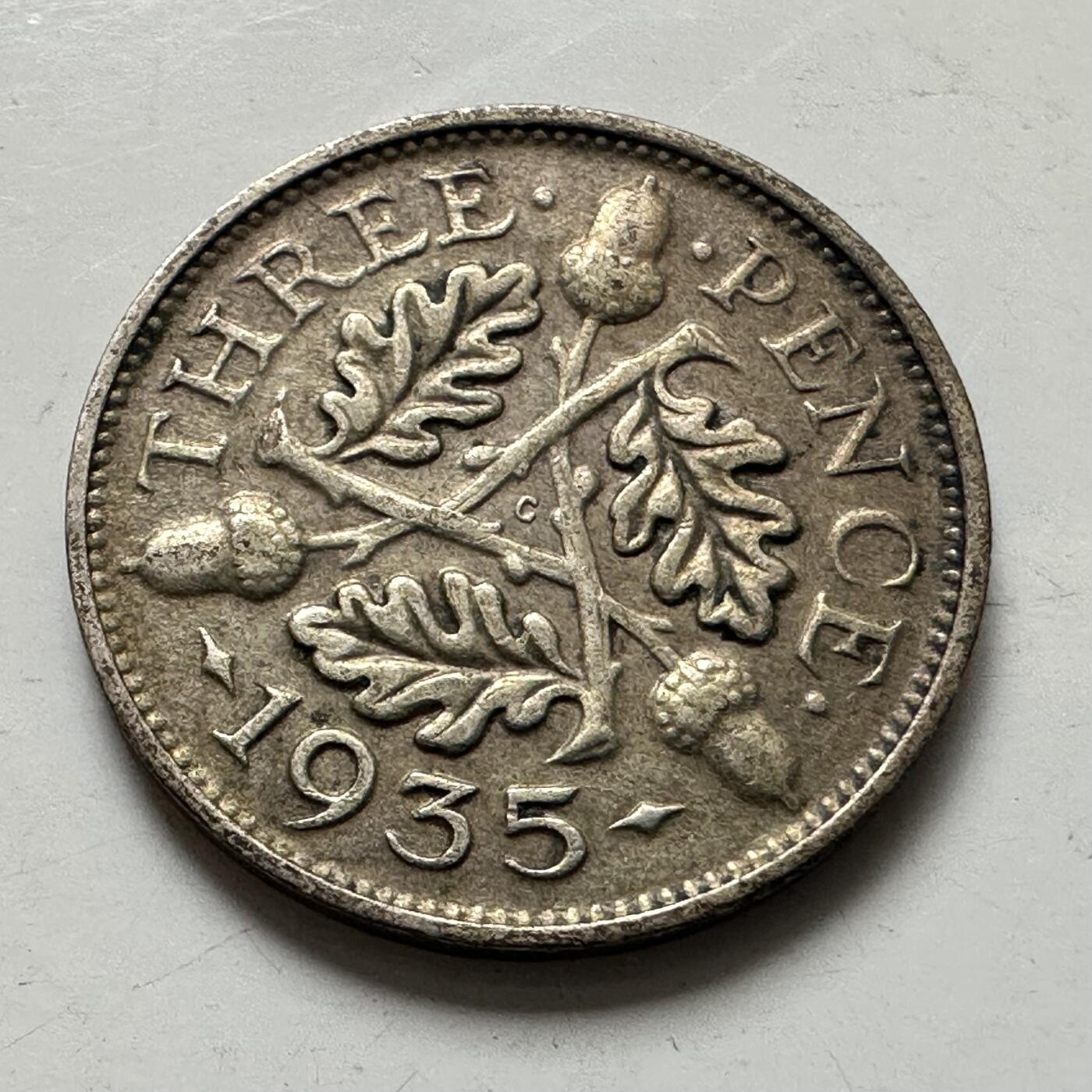 🌹外币初藏🌹🐯2026年第6场  每周二四六晚8️⃣点 接代拍 英国1935年三便士银币 a