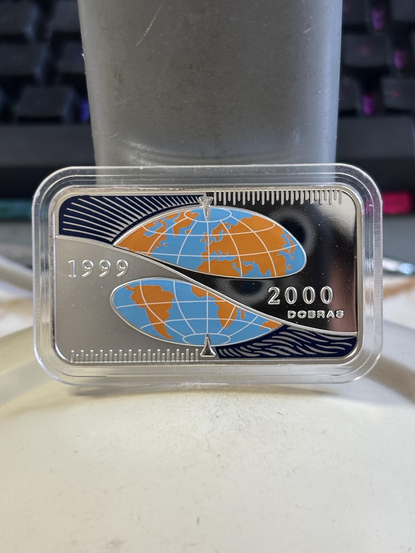 第187期拍卖 圣多美和普林西比1998年 千禧年 长方形 彩色1盎司纪念银币，999银，