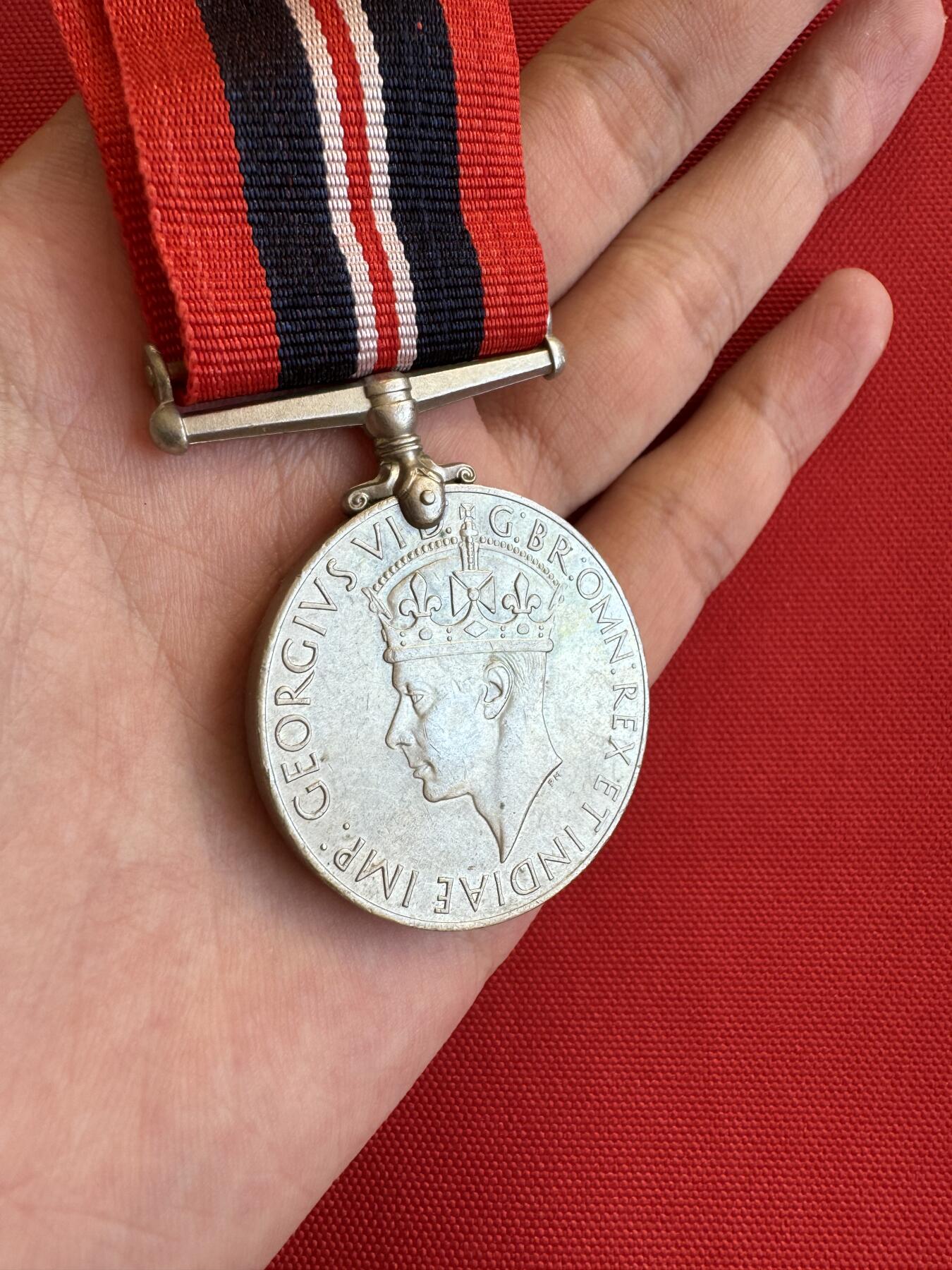 五哥徽章群   14号周三晚上八点4群联拍 铜章