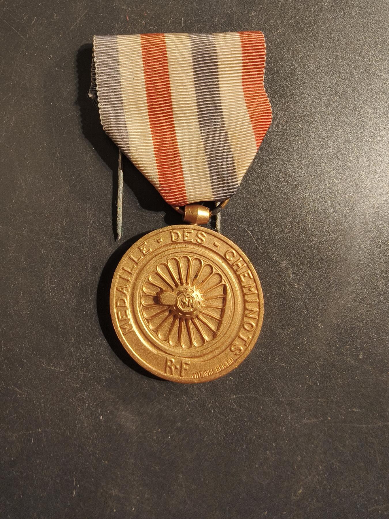 老王徽章第176期