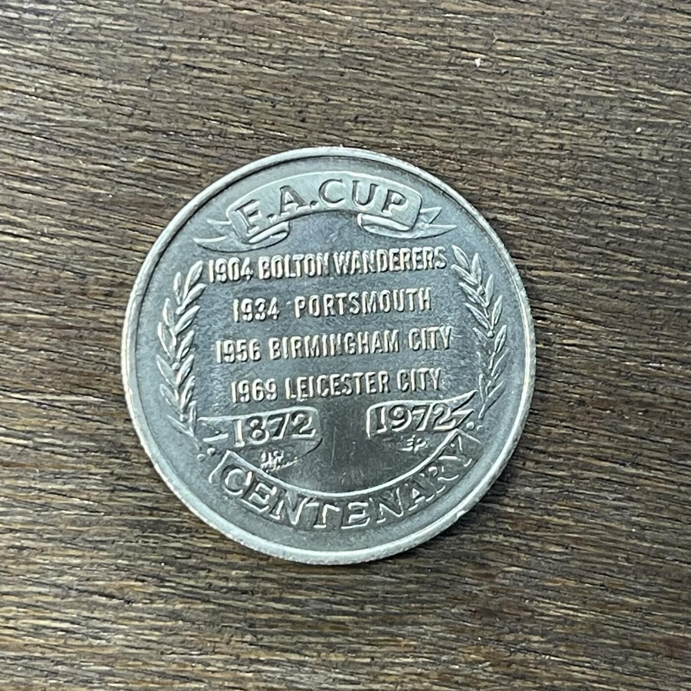 【铜匠收藏】★第138场★散币场。不寄存，30包邮。不满30元，支付5元运费。《接受代拍 代送NGC评级》 10【无寄存】英格兰足总杯纪念章一枚