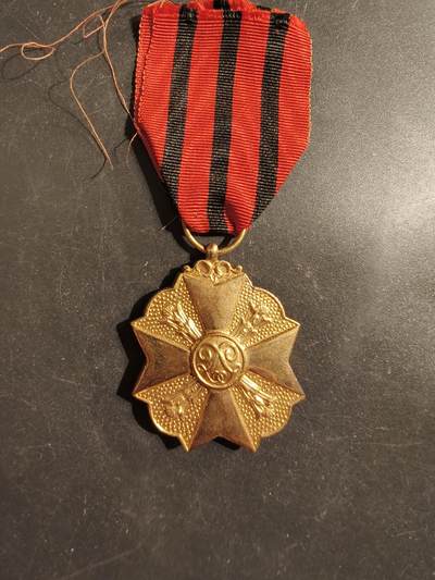 老王徽章第176期 - 比利时金级民事功绩奖章