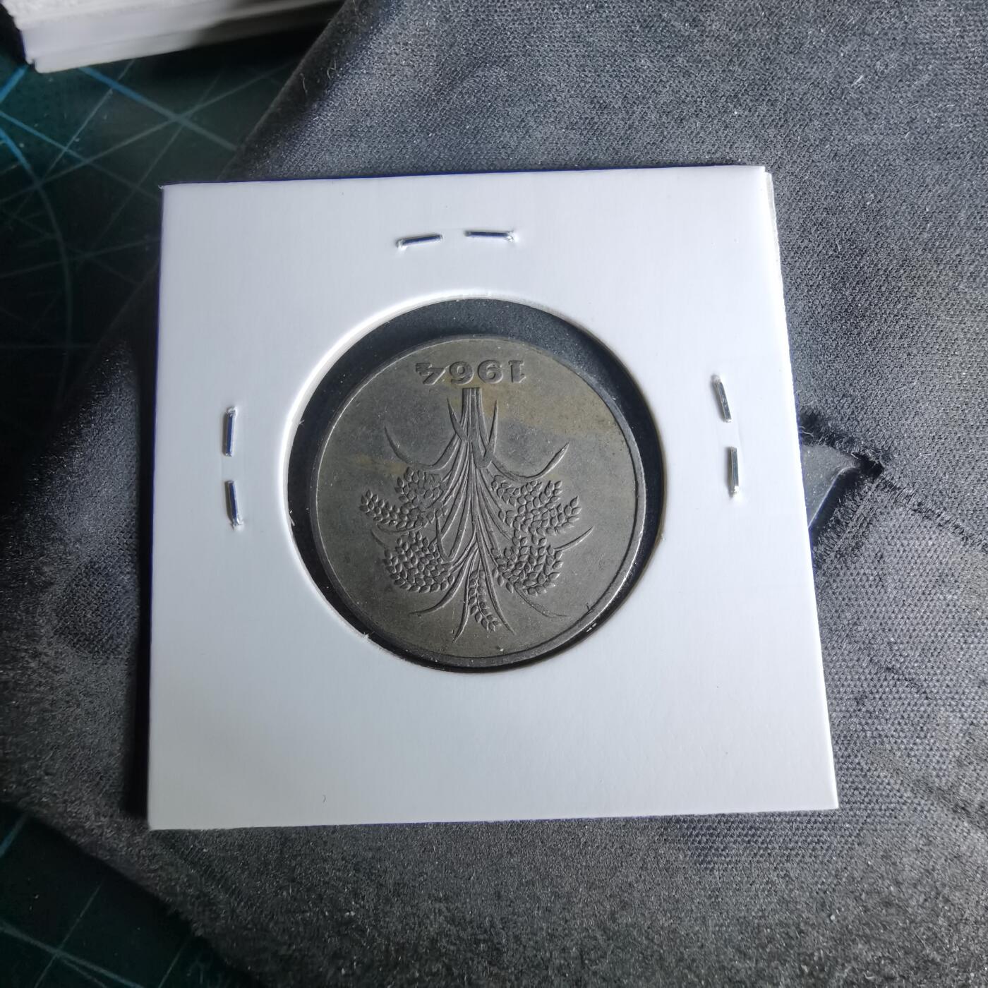 沼泽如烟--第958场 越南1964年10盾