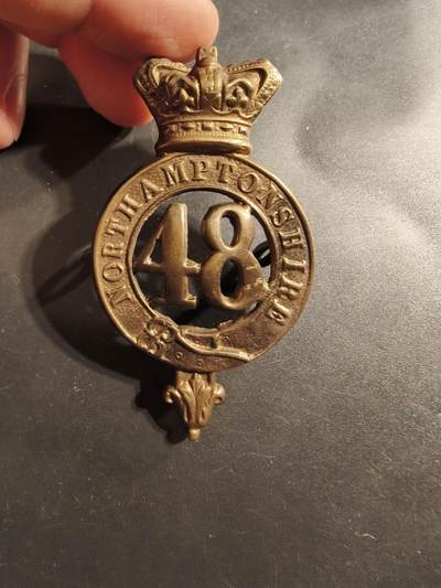 老王徽章第176期 - 英国陆军第48步兵团格伦加里帽徽      1873-1881年使用    1881年合并成为北安普顿郡步兵团