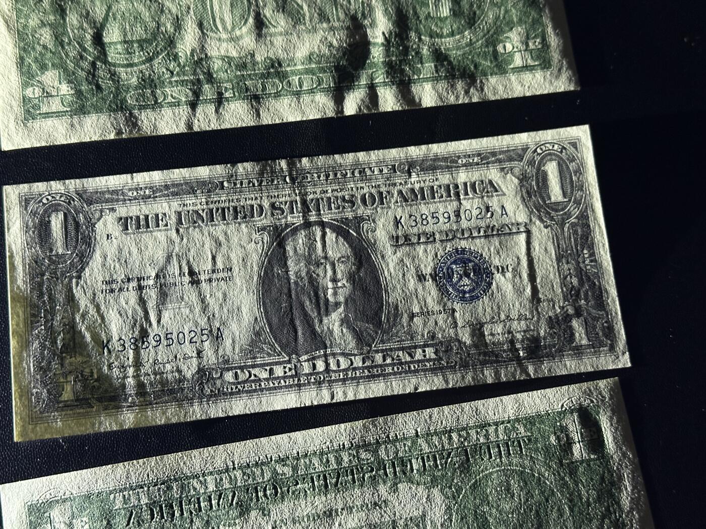 《外钞收藏家》第六百零二期（精品场）（本平台长期征集拍品、欢迎藏友们联系合作）