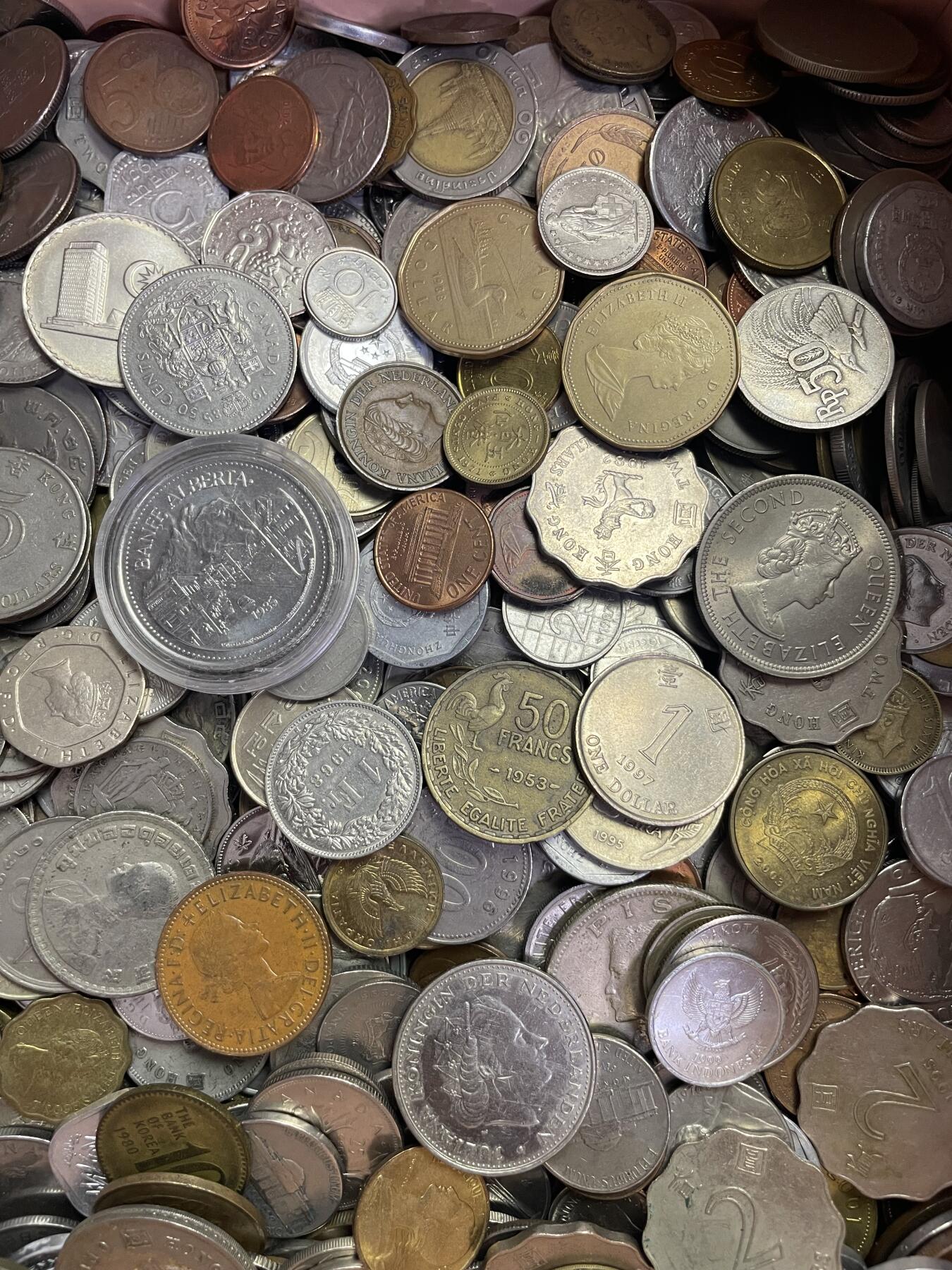 回流0110 各国硬币、纸币14.2斤（无日本币、破烂币）