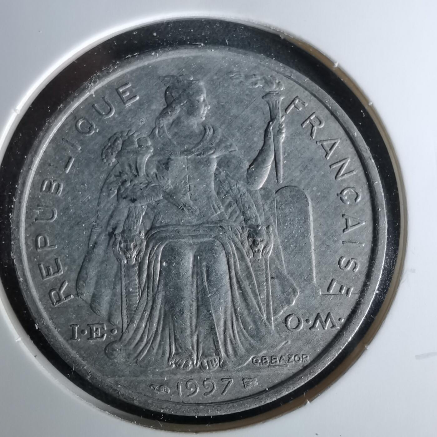 沼泽如烟--第958场 法属波利尼西亚1997年5法郎