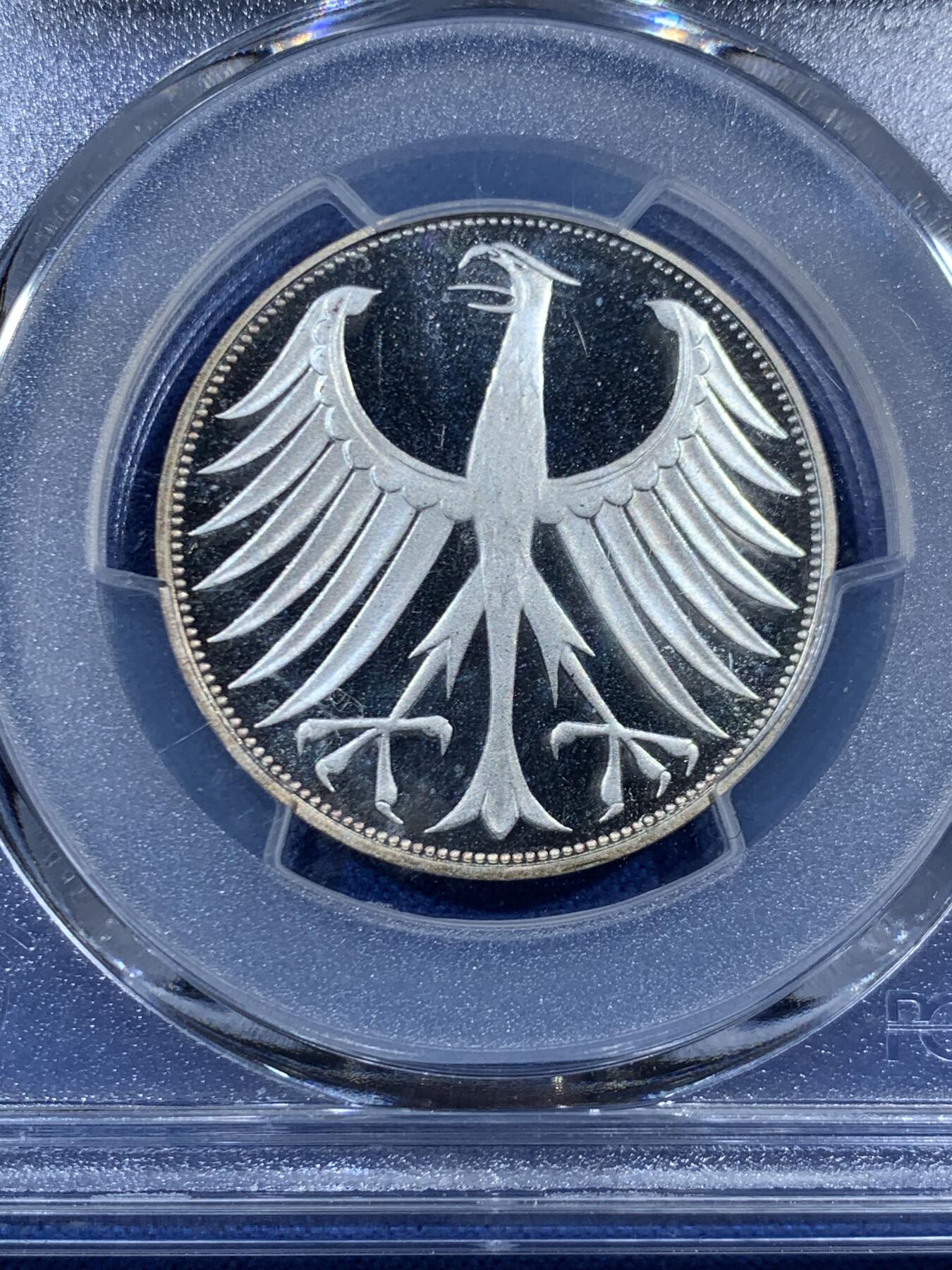 《竞宝斋》第456场 周日，周一，周二   3场连拍 （全场包邮）欢迎送拍 PCGS PR66DCAM 德国 1974G 无毛鹰5马克精制银币