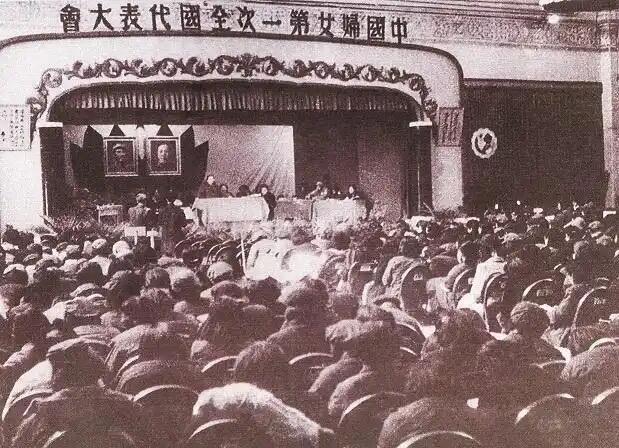 五哥徽章群   14号周三晚上八点4群联拍 铜章