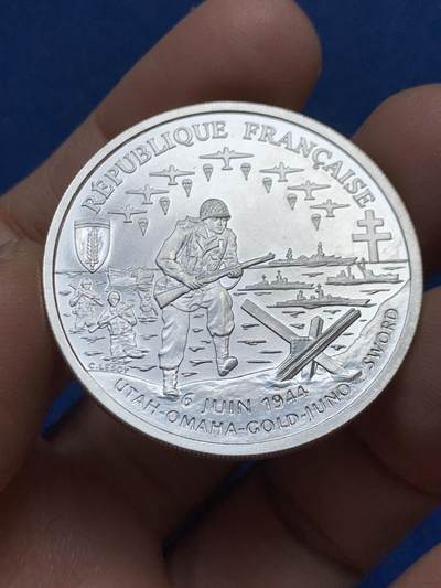 《竞宝斋》第456场 周日，周一，周二   3场连拍 （全场包邮）欢迎送拍 - 法国1993年诺曼底登陆50周年纪念1法郎银币 900银 重22.2克