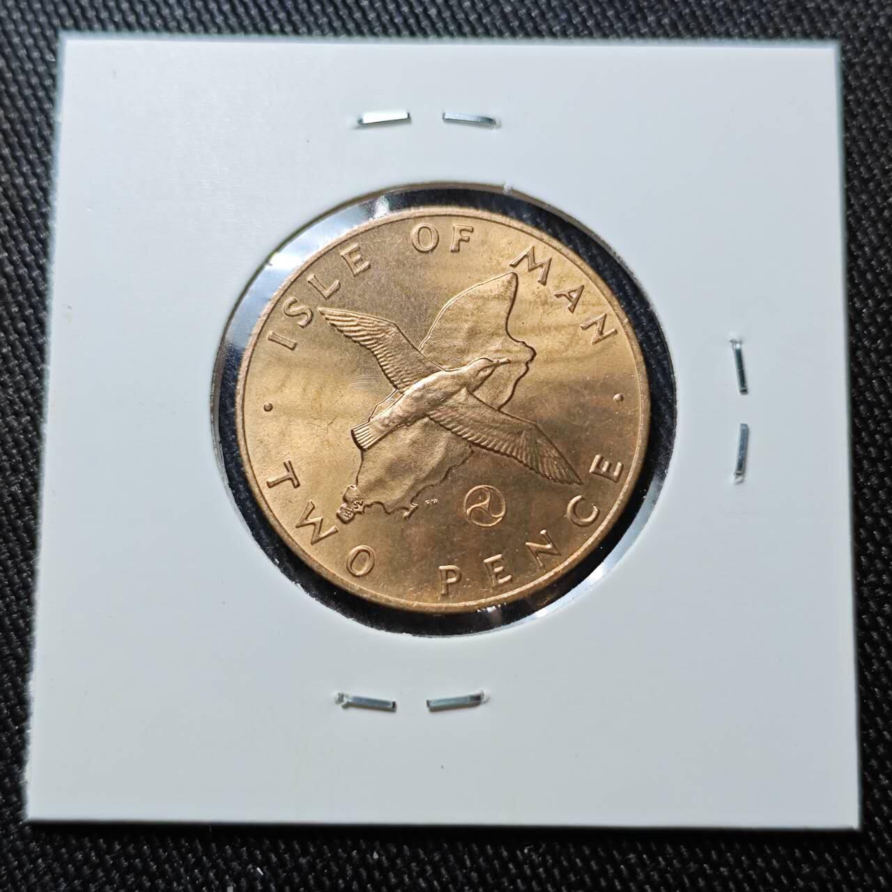 KK钱币收藏小铺  第400期  百期特拍（四拍之四）2月预留时间 周末发货   1979马恩岛2便士铜币 带小三轮火轮