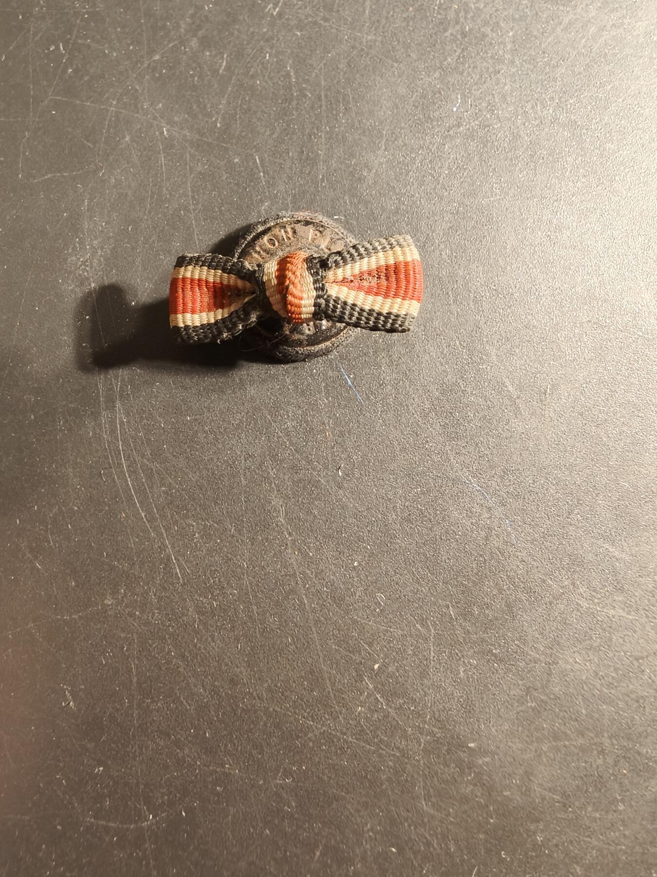 老王徽章第176期 德国二战二铁花结略