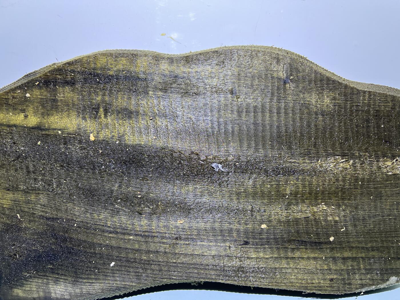 零元拍： NO.60 满纹满金丝雨滴纹 金丝楠 茶盘，尺寸约435/180/厚39MM，2.6公斤满果香，满金丝满水波，未上漆上蜡