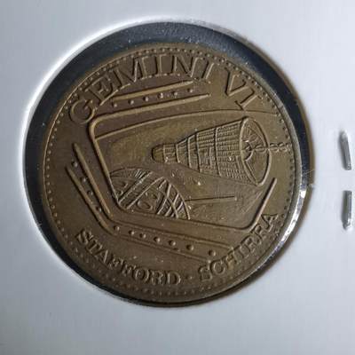 沼泽如烟--第958场 - 航天纪念章