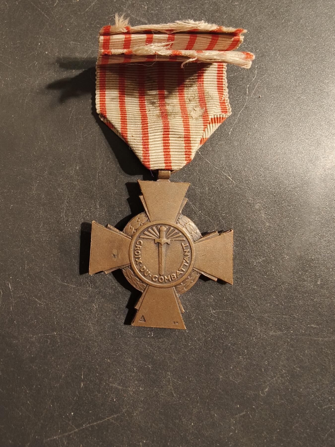 老王徽章第176期 法国战斗十字奖章