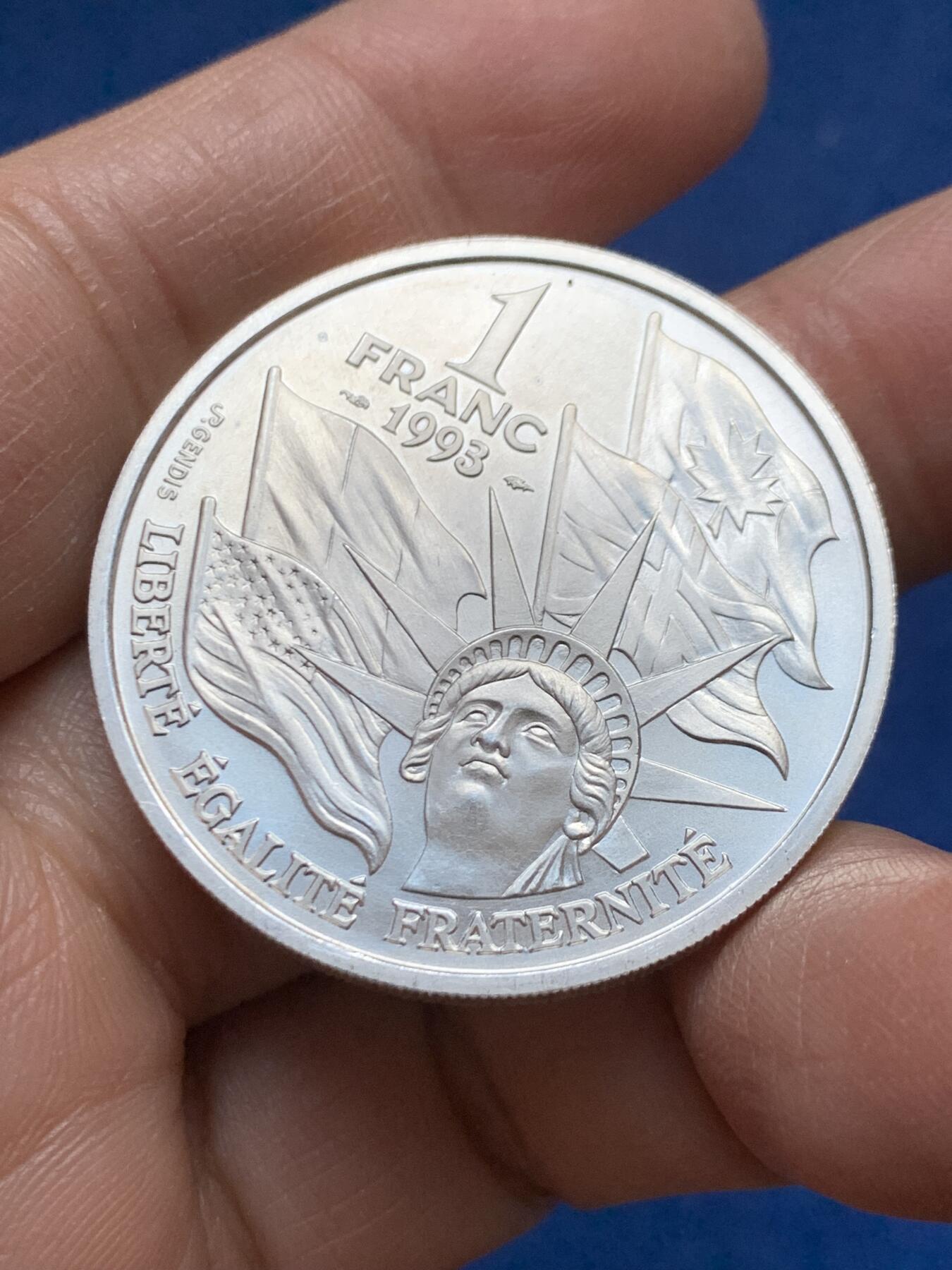 《竞宝斋》第456场 周日，周一，周二   3场连拍 （全场包邮）欢迎送拍 法国1993年诺曼底登陆50周年纪念1法郎银币 900银 重22.2克