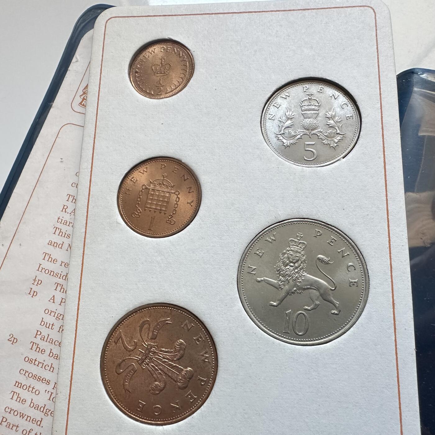 🌹外币初藏🌹🐯2026年第6场  每周二四六晚8️⃣点 接代拍 英国新便士五枚套 原装册