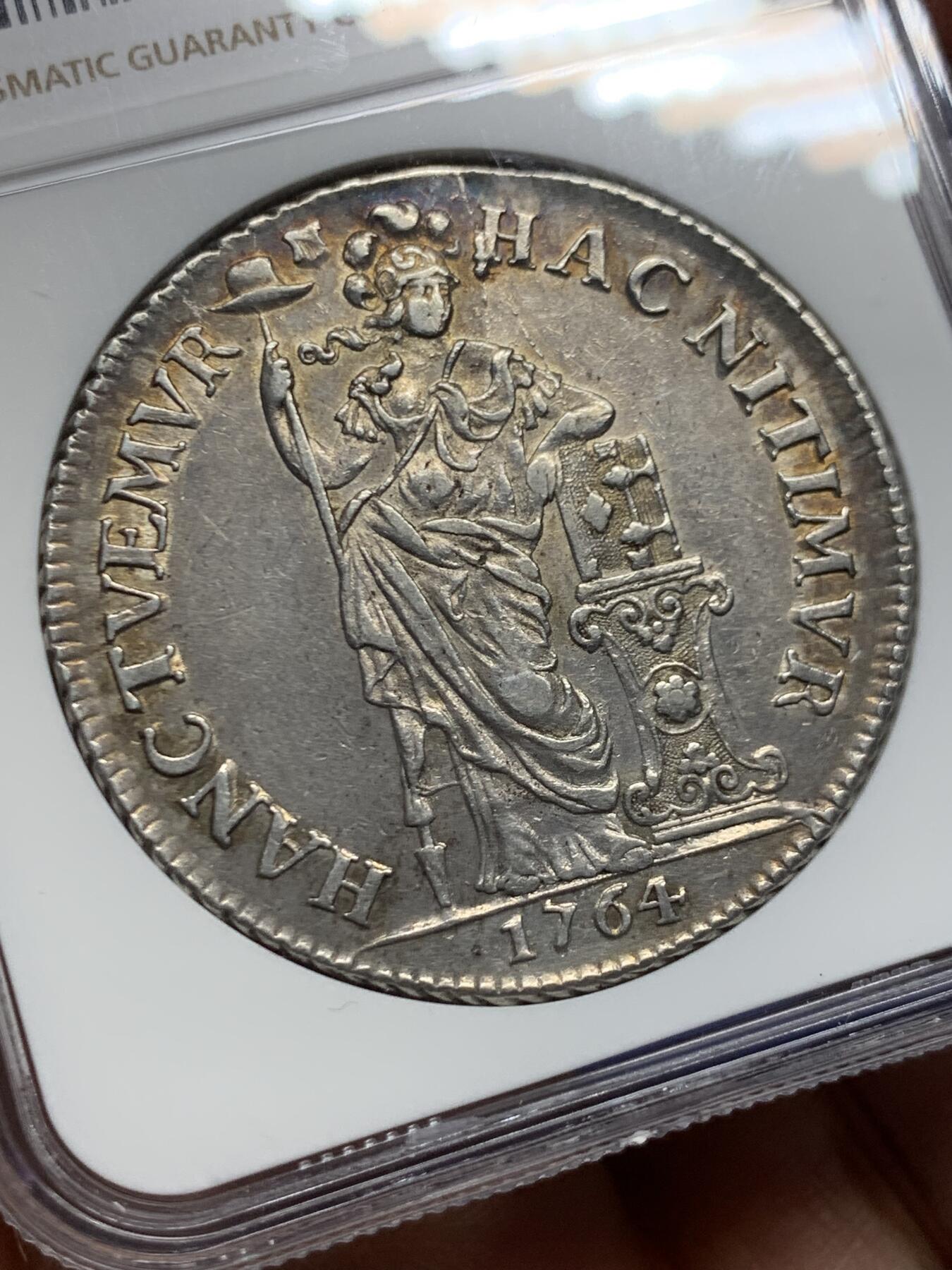 《竞宝斋》第456场 周日，周一，周二   3场连拍 （全场包邮）欢迎送拍 NGC AU58 荷兰 1764年 乌特勒支站人3盾大银币 经典站人女神 深打好状态