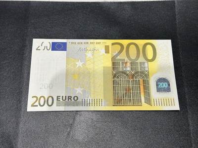 《外钞收藏家》第六百零二期（精品场）（本平台长期征集拍品、欢迎藏友们联系合作） - 三签200欧元 无47靓号 全新UNC 比利时版 品相非常绝 居中也不错 适合评级