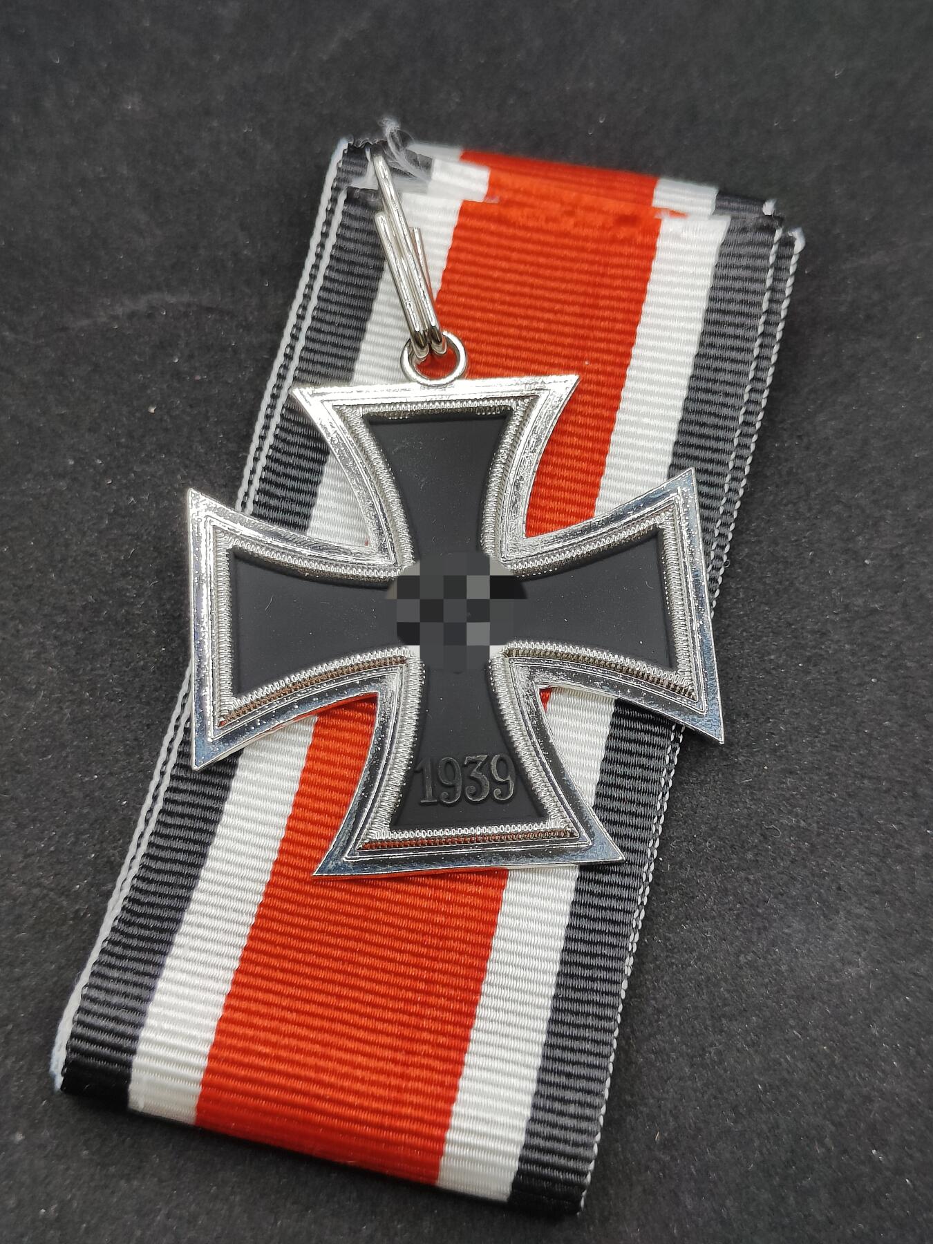 0元起拍勋章 第325期 咸鱼国勋章拍卖专场 1月14日（周三）下午6：00开始 影视纪念章