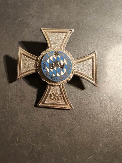 老王徽章第176期 - 德国巴伐利亚州战友与士兵协会十字勋章
