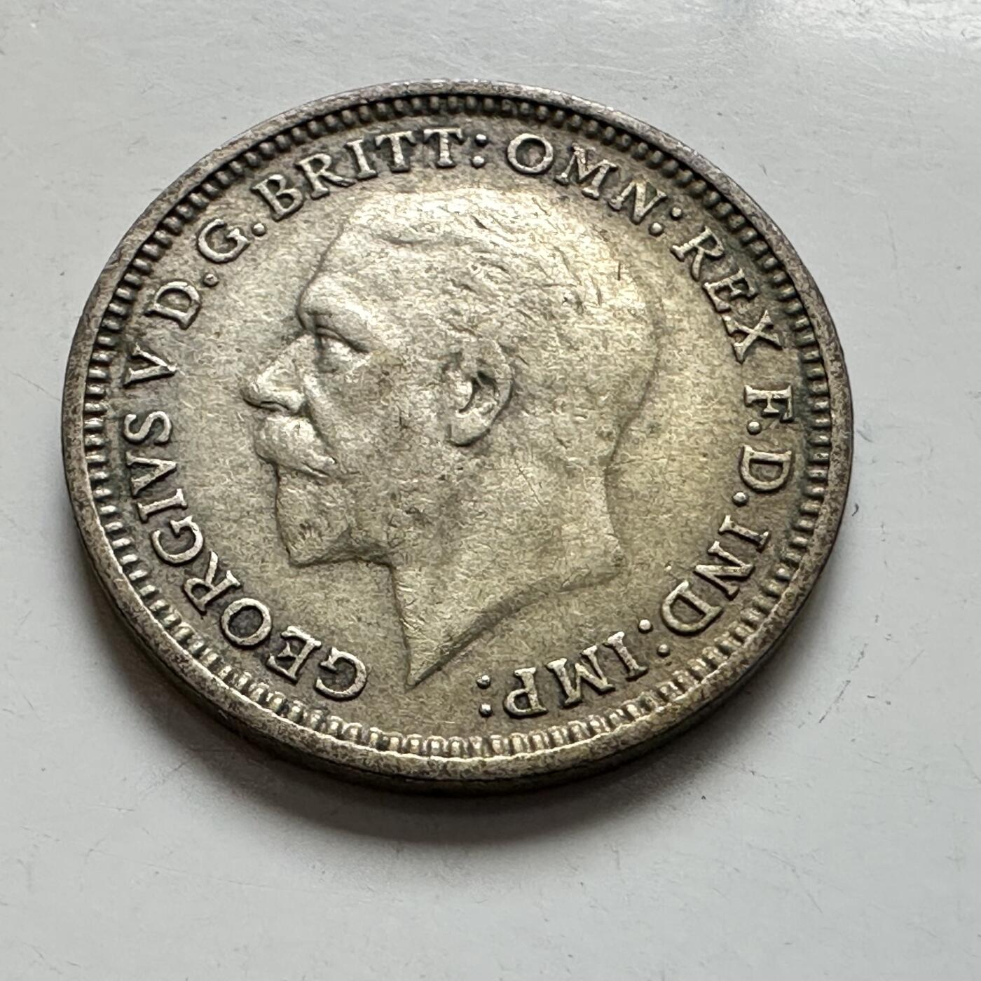 🌹外币初藏🌹🐯2026年第6场  每周二四六晚8️⃣点 接代拍 英国1935年三便士银币 b