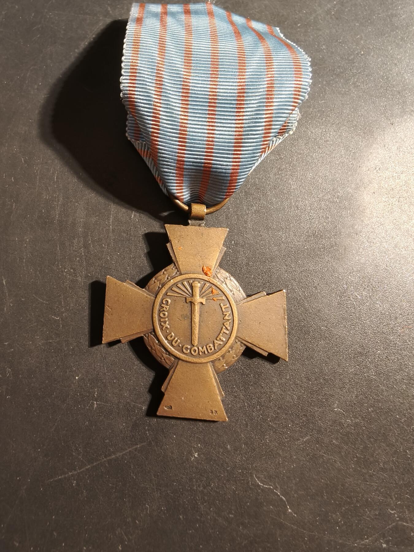 老王徽章第176期 法国战斗十字奖章