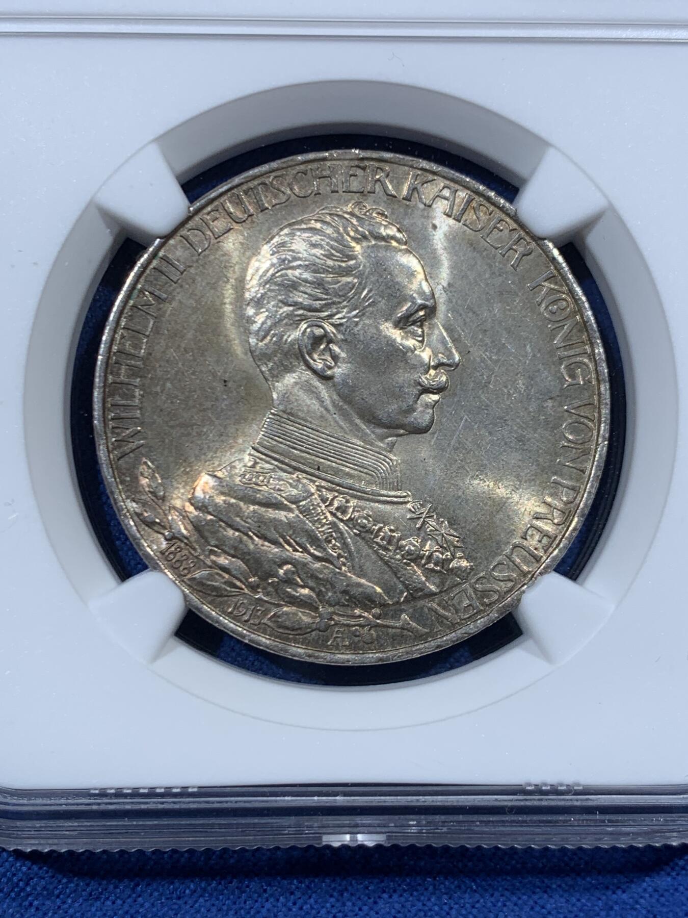 《竞宝斋》第456场 周日，周一，周二   3场连拍 （全场包邮）欢迎送拍 NGC MS62 德国1913年普鲁士威廉二世军装3马克银币 带松枝版