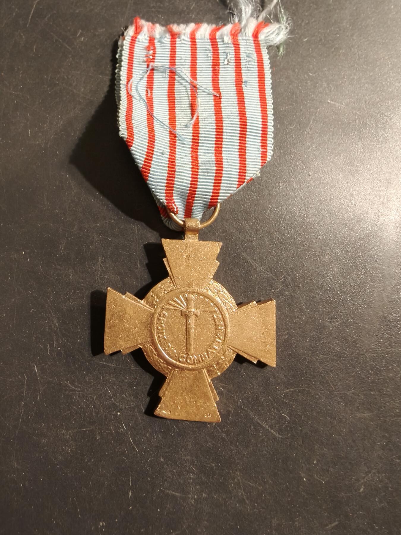 老王徽章第176期 法国战斗十字奖章