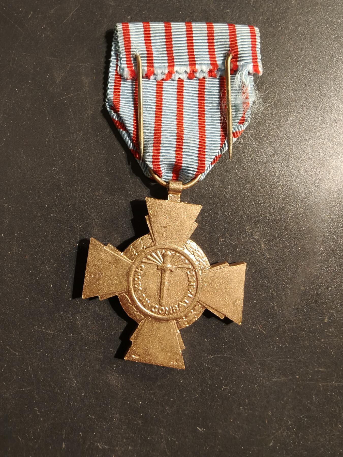 老王徽章第176期 法国战斗十字奖章