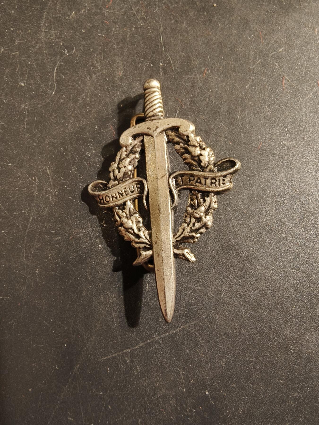 老王徽章第176期 法国银级基础军事技能证章