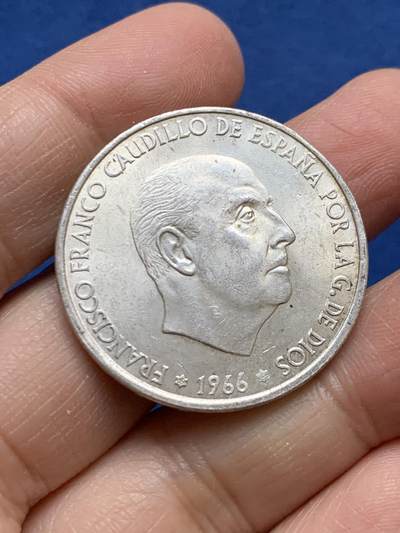 《竞宝斋》第456场 周日，周一，周二   3场连拍 （全场包邮）欢迎送拍 - 西班牙 1966年 弗朗西斯科·佛朗哥 100比塞塔 银币