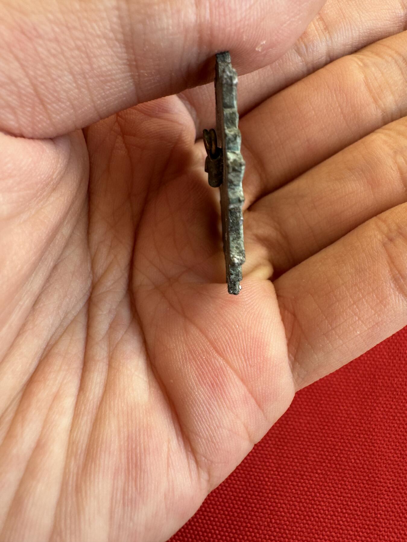 五哥徽章群   14号周三晚上八点4群联拍