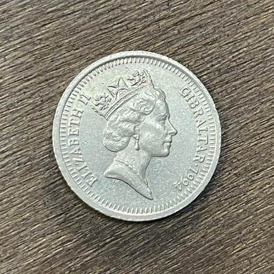 【铜匠收藏】★第138场★散币场。不寄存，30包邮。不满30元，支付5元运费。《接受代拍 代送NGC评级》 - 45【无寄存】1994年英属直布罗陀10便士硬币  小版 24.5毫米