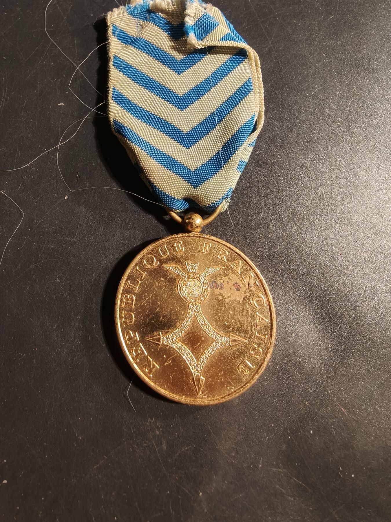 老王徽章第176期 法国北非战役奖章