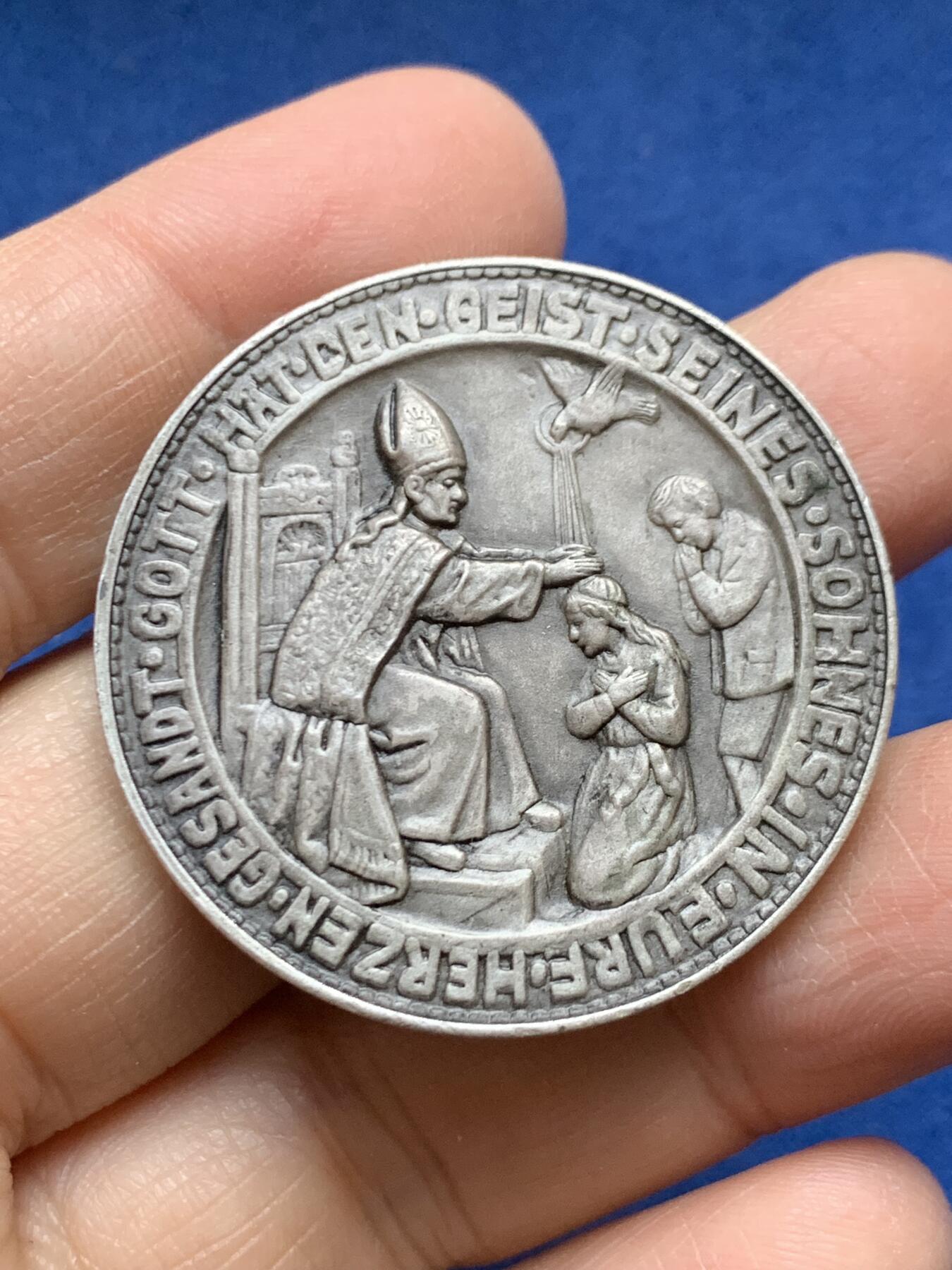 《竞宝斋》第456场 周日，周一，周二   3场连拍 （全场包邮）欢迎送拍 德国宗教洗礼镀银纪念章 23.2g 39.2mm