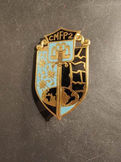 老王徽章第176期 - 法国武装力量第2职业培训中心证章