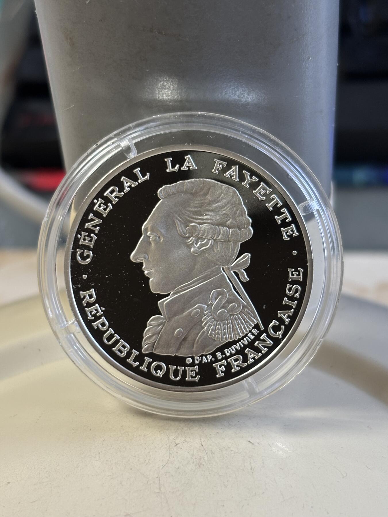 第187期拍卖 法国1987年人物拉法耶特·皮德福特30克加厚精制版本纪念银币，950银，【银价547】