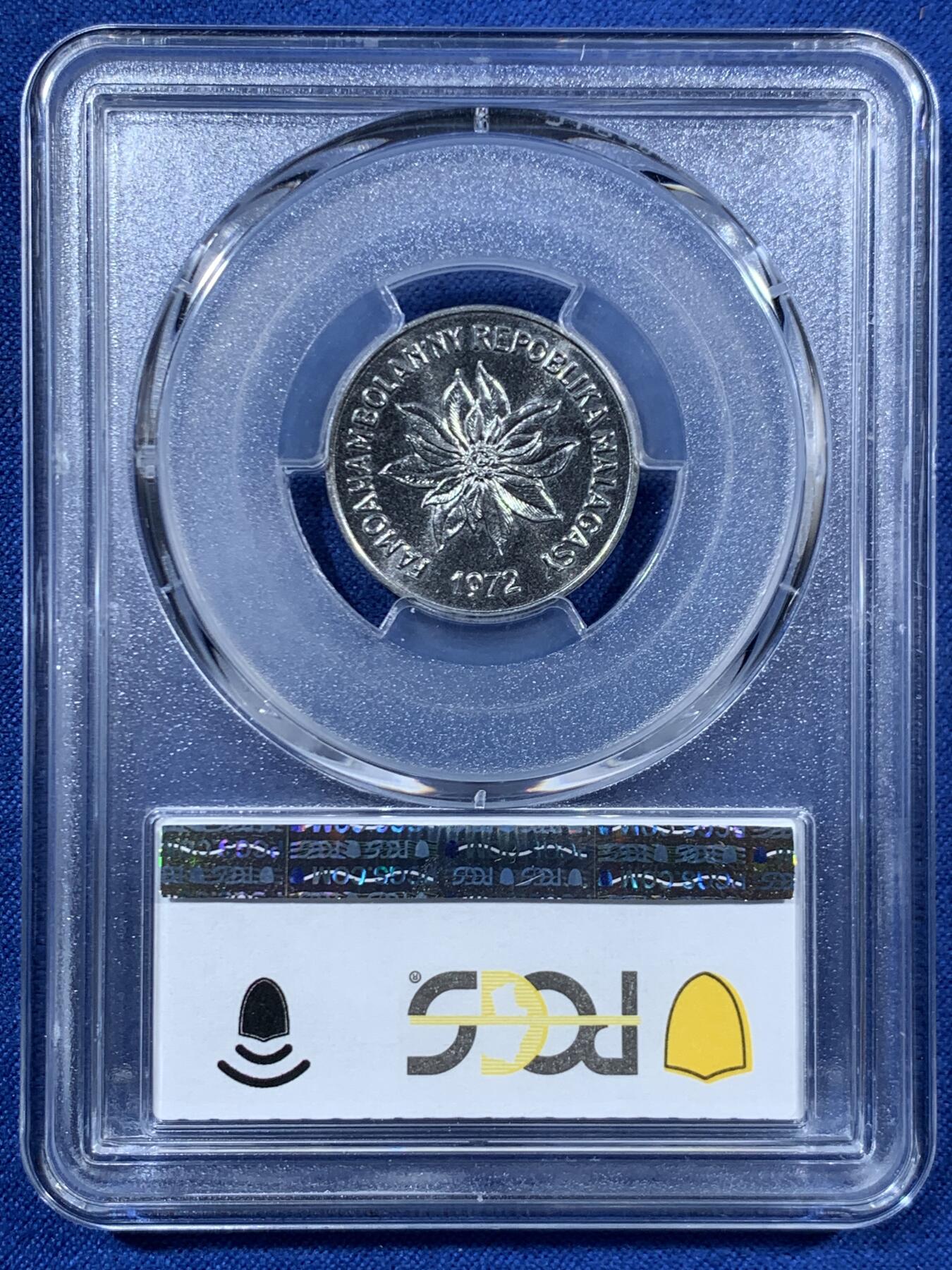 《竞宝斋》第456场 周日，周一，周二   3场连拍 （全场包邮）欢迎送拍 PCGS MS66 马达加斯加1972年5法郎 拆卷评级 唯一的冠军分！