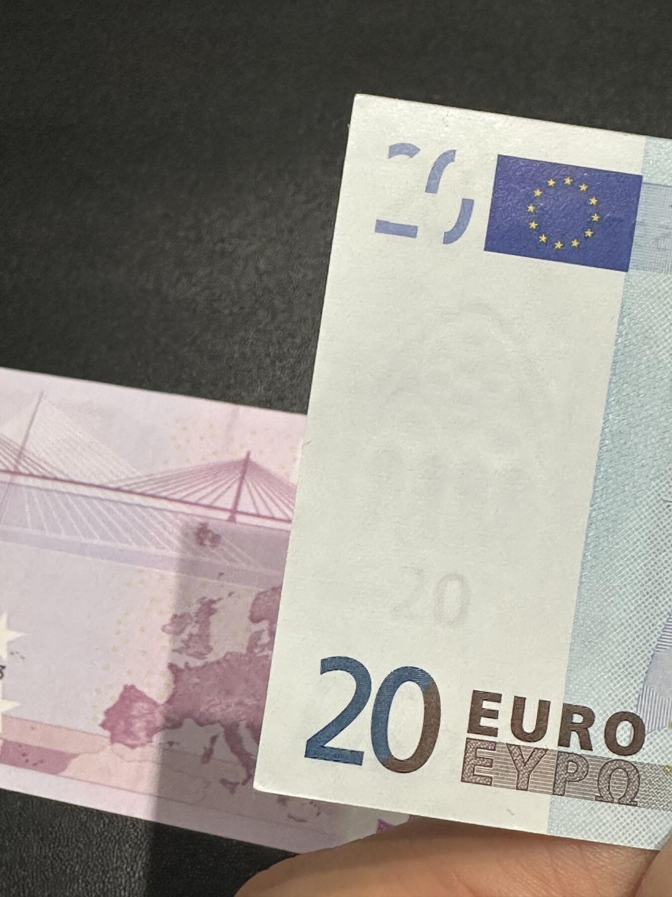 《外钞收藏家》第六百零二期（精品场）（本平台长期征集拍品、欢迎藏友们联系合作）