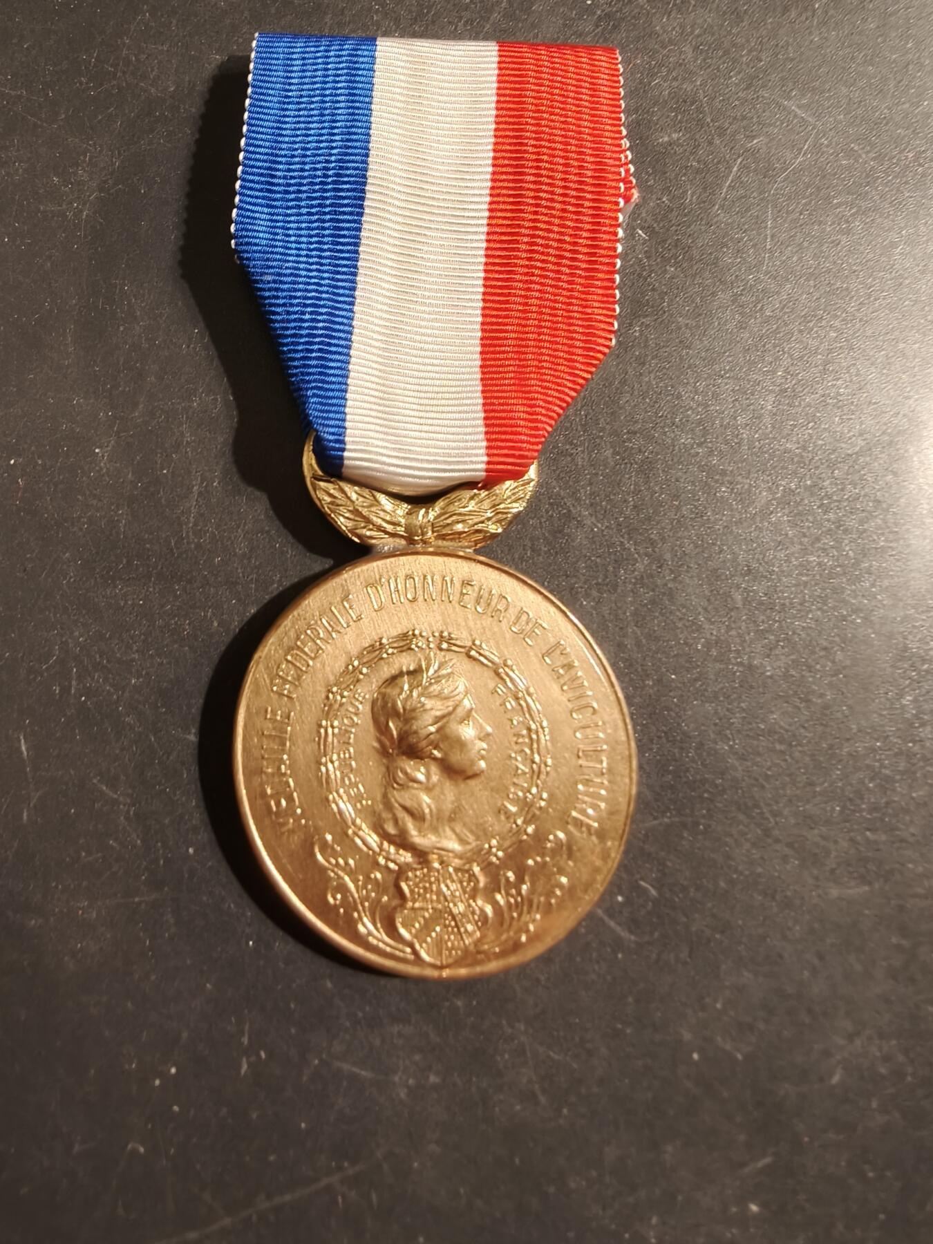 老王徽章第176期 法国金级家禽养殖联盟奖章